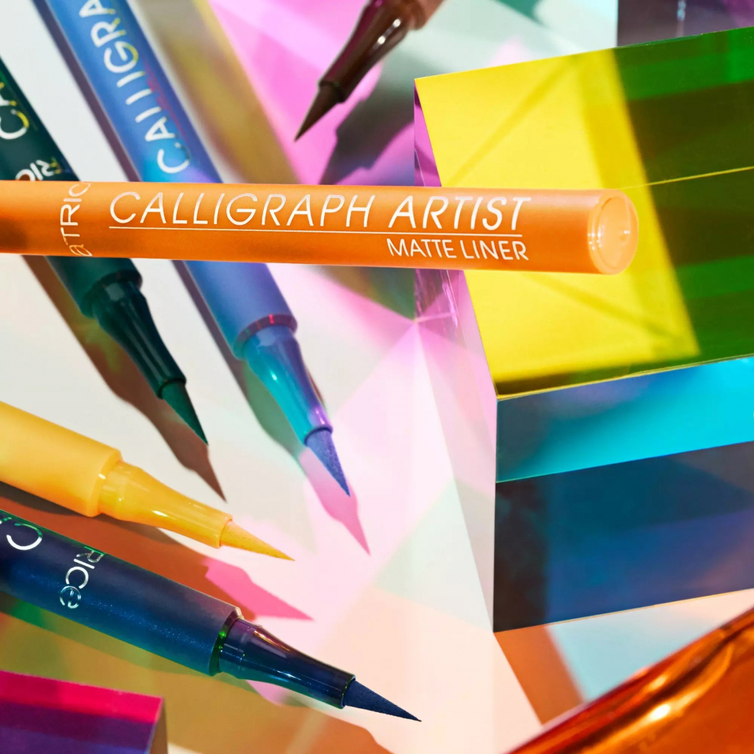 Eyeliner 'Calligraph Artist Matte' - 030 Off Tropic 1.1 ml