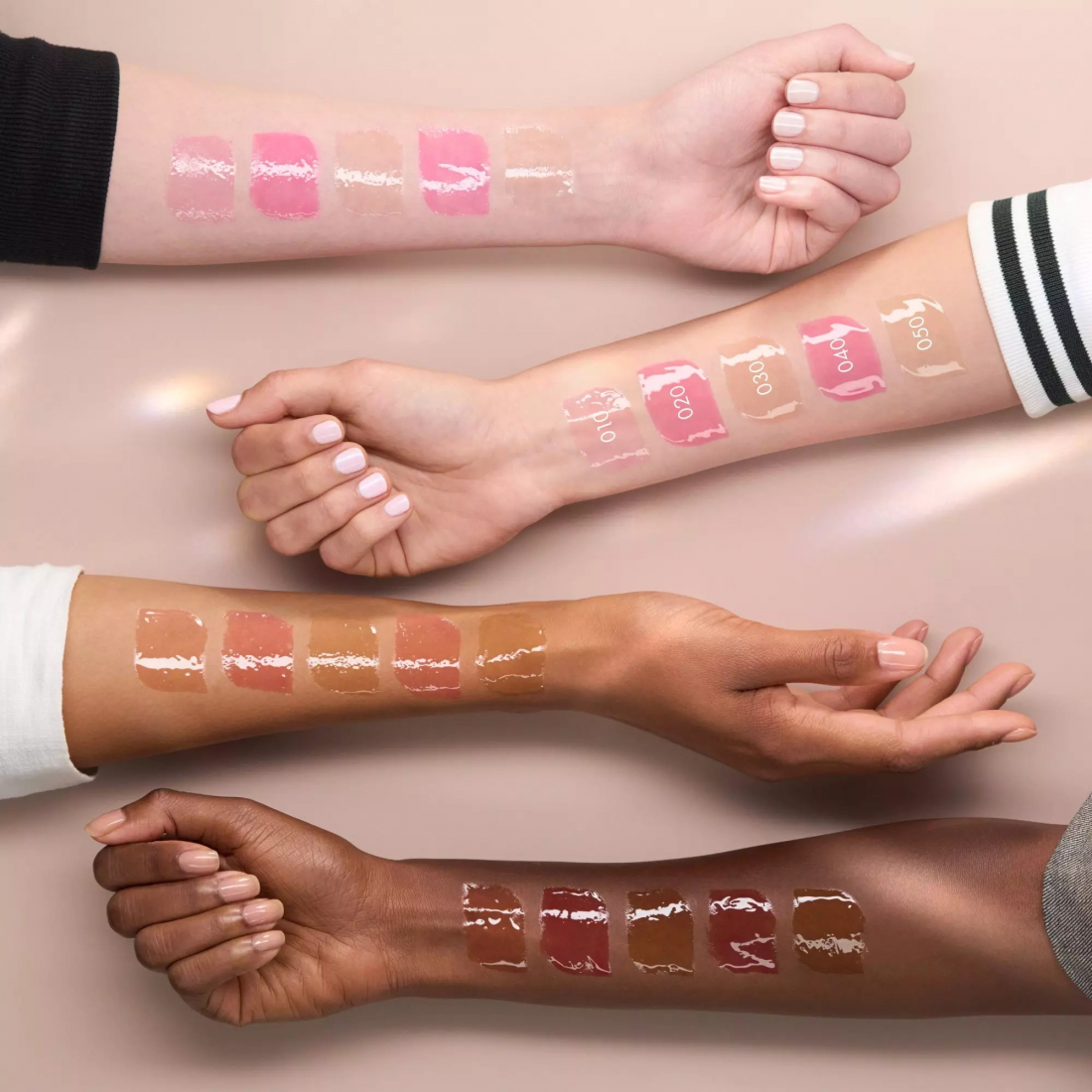 Huile à lèvres 'Glossin' Glow Tinted' - 010 Keep It Juicy 4 ml