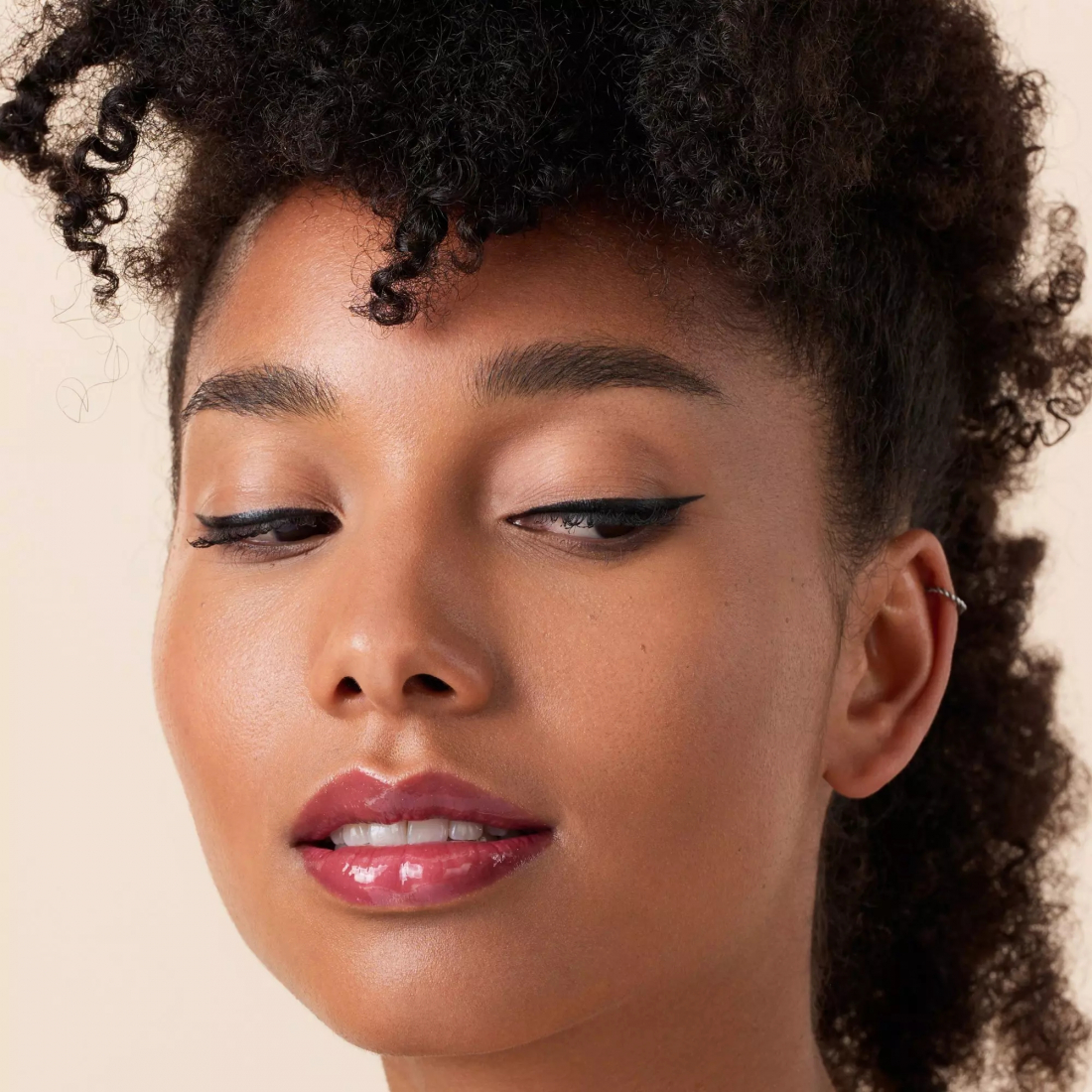 Huile à lèvres 'Glossin' Glow Tinted' - 040 Glossip Girl 4 ml