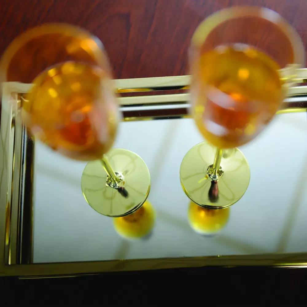 Champagnerflöten aus Glas mit goldfarbenem Metallstiel – 2er-Set