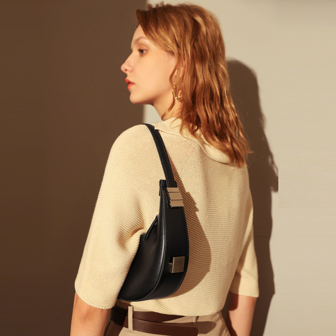 Women's 'Structured Crescent Moon' Top Handle Bag