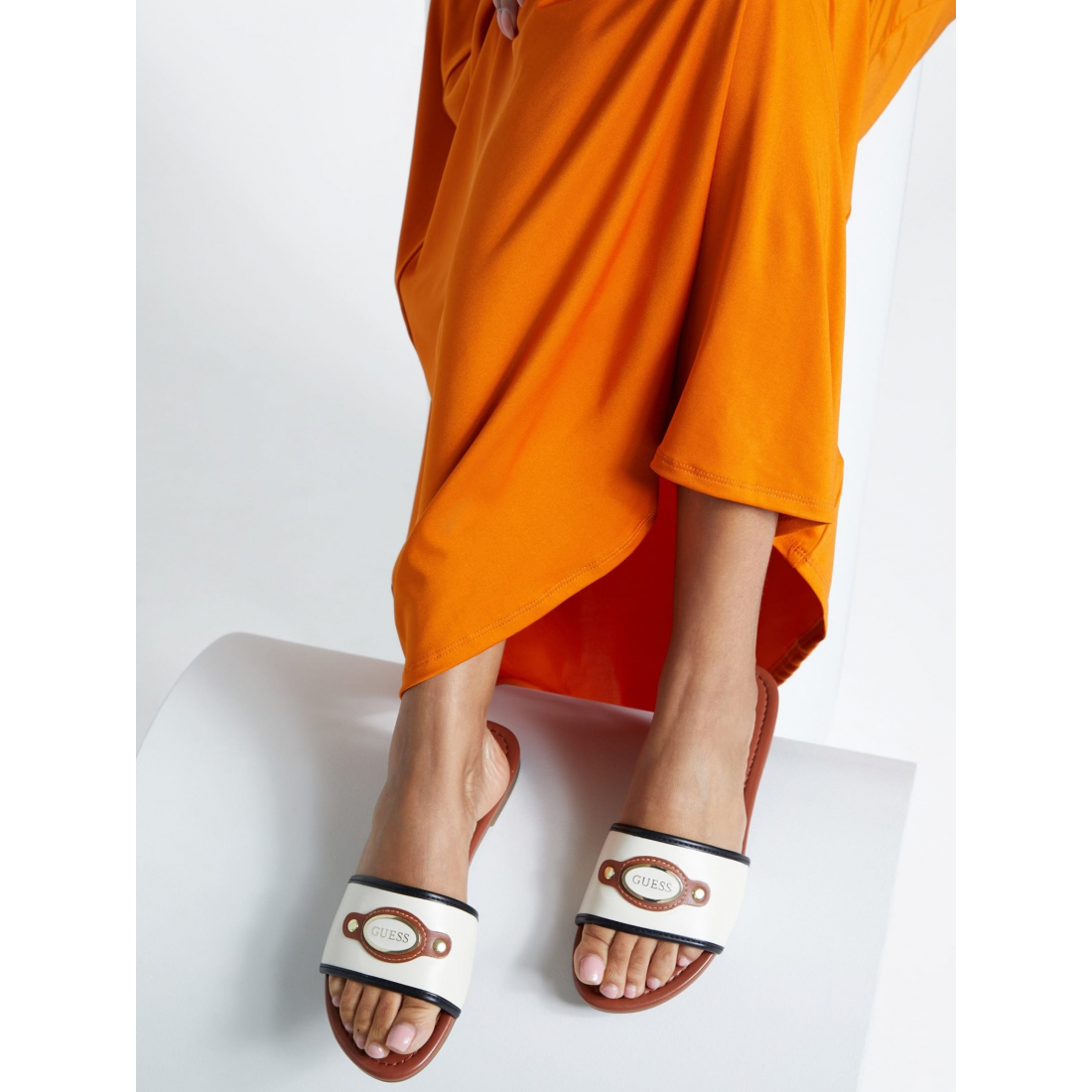 Women's 'Lyndon Logo' Flat Sandals