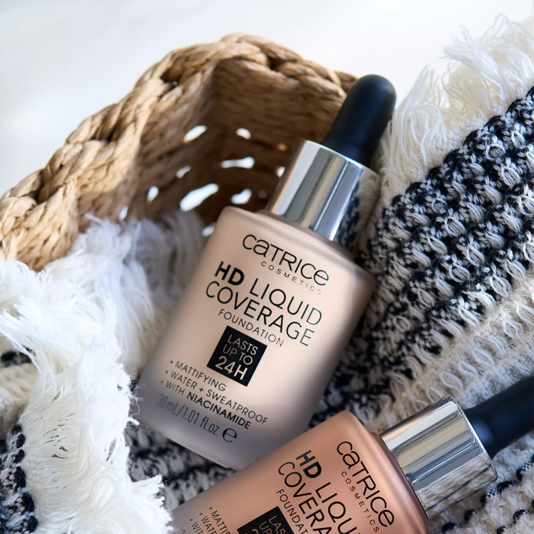 Fond de teint 'HD Liquid Coverage' - 032 Nude Beige 30 ml