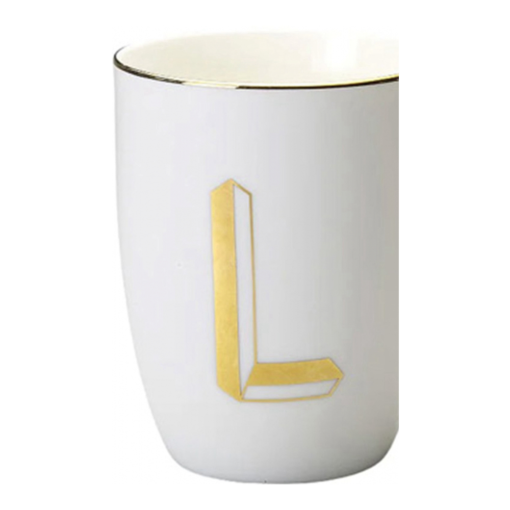 'Letter L' Becher