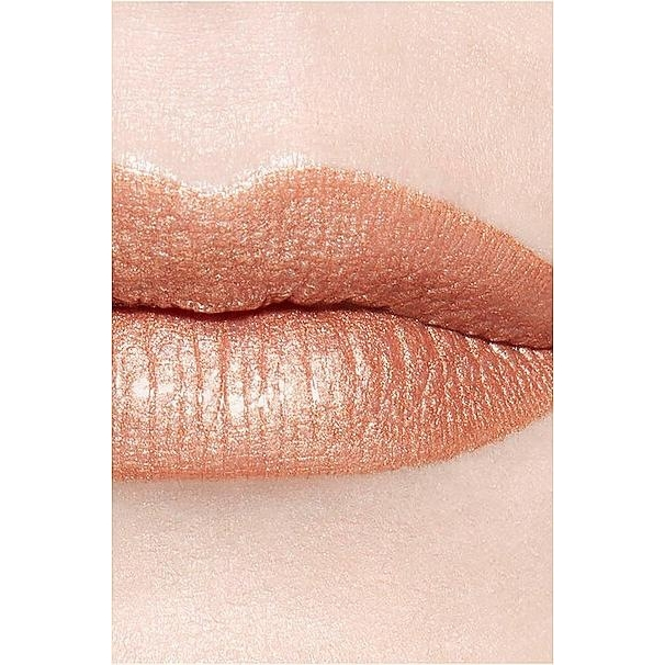 Rouge à lèvres liquide 'Rouge Allure Laque' - 60 Inflexible 6 ml