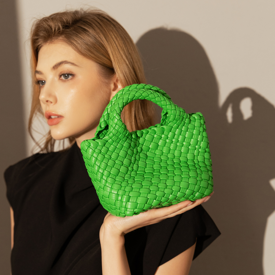 'Mini Woven' Henkeltasche für Damen