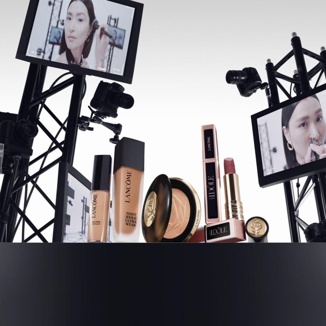 Enlumineur 'Teint Idôle Ultra Wear C.E. Skin Transforming' - 02 Medium Glow 10 g