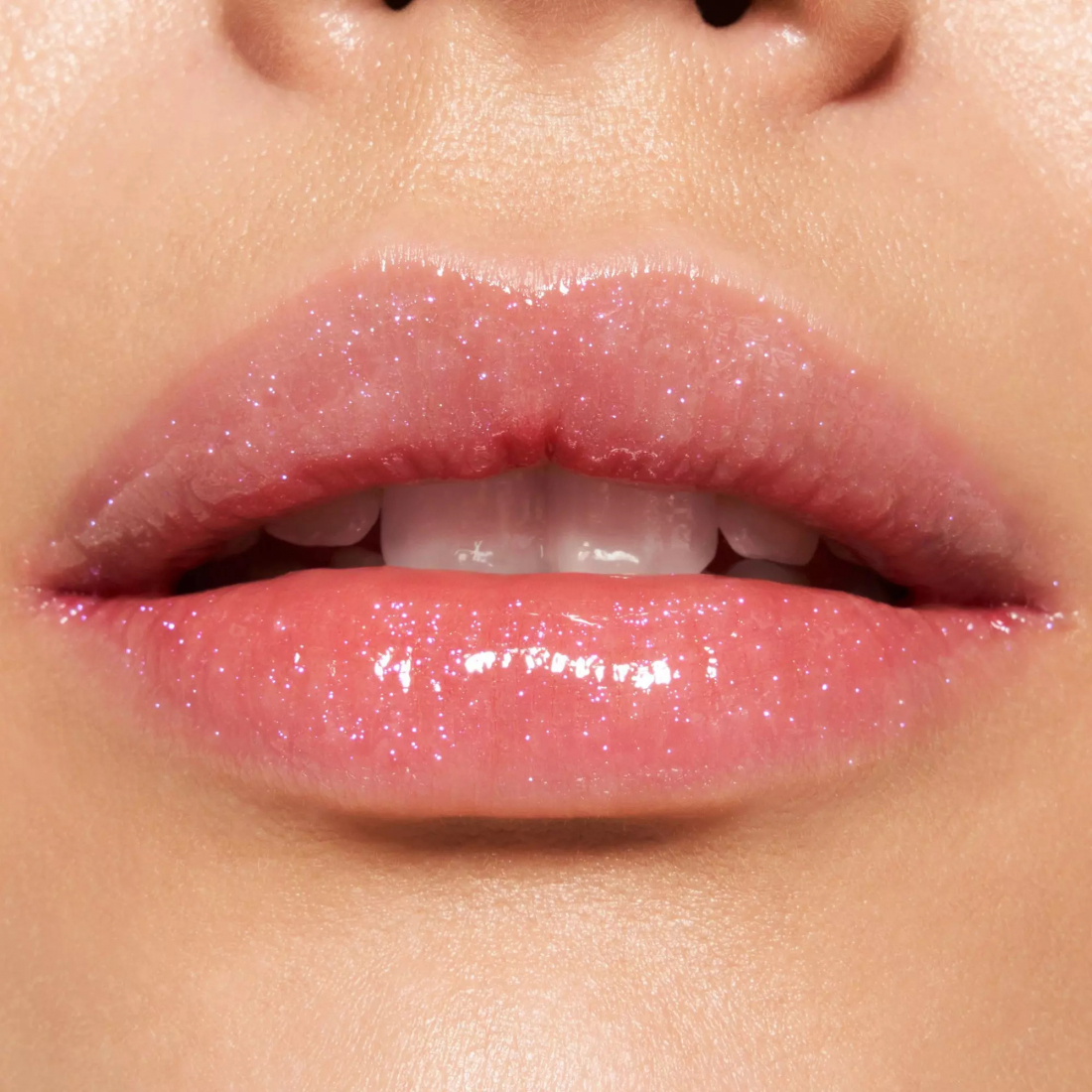 Brillant à lèvres volumateur 'Max It Up Extreme' - 050 Beam Me Away 4 ml