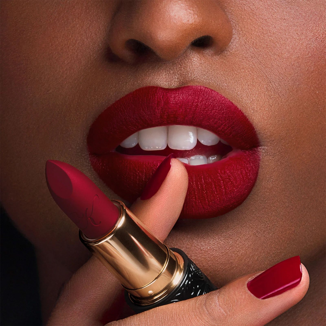 Rouge à Lèvres 'Le Rouge Parfum Matte' - Dangerous 3.5 g