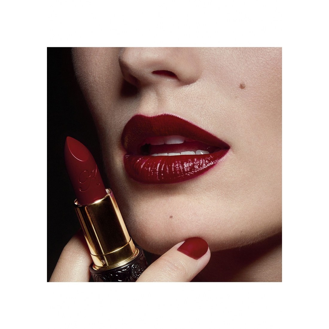 Rouge à Lèvres 'Le Rouge Parfum Satin' - Sacred Rouge 3.5 g