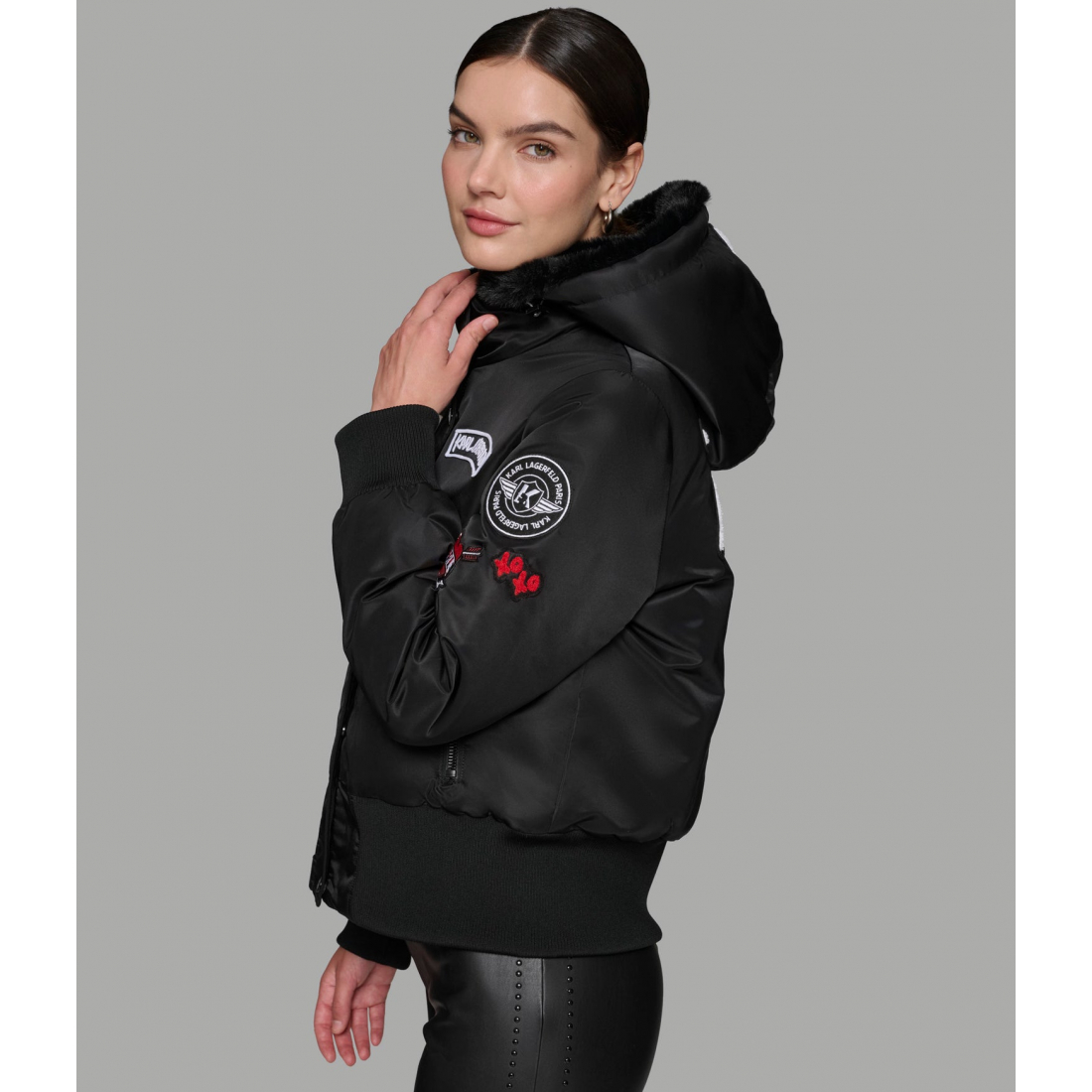 'Logo Patch Hooded Bomber Jacket' für Damen
