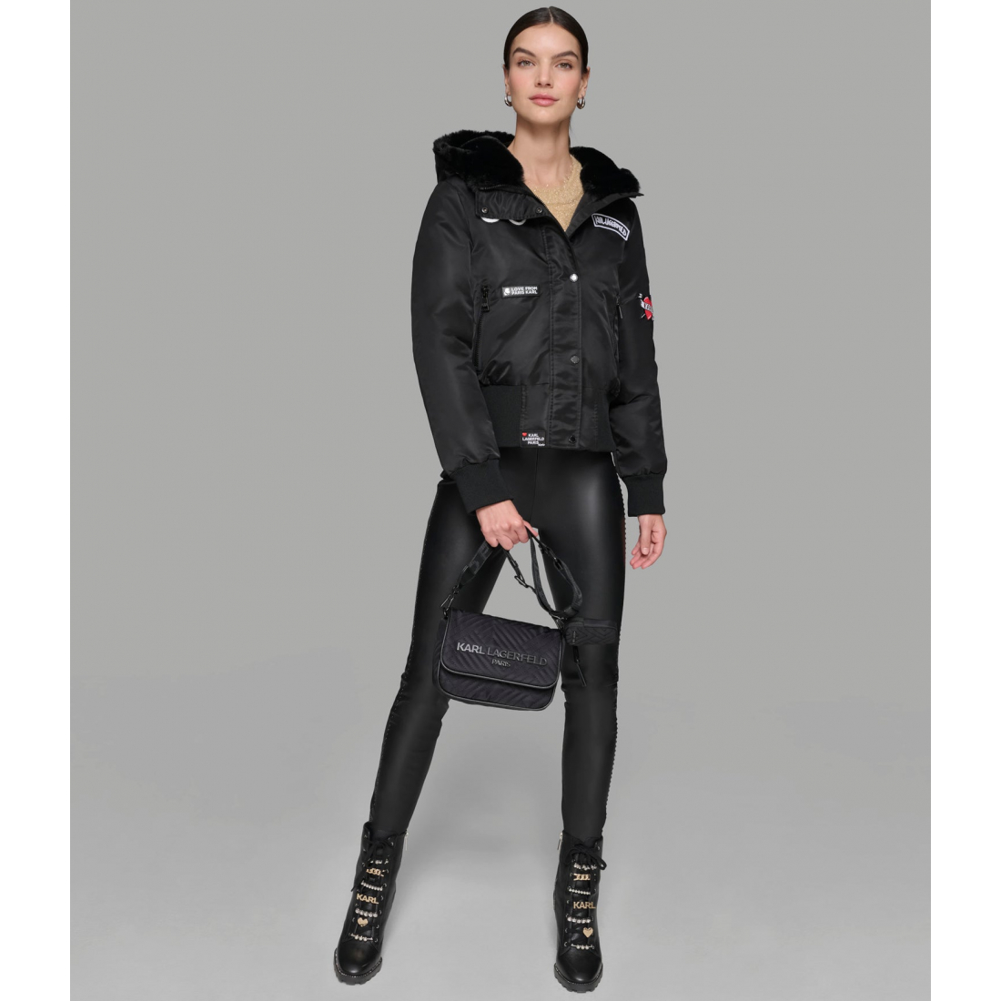 'Logo Patch Hooded Bomber Jacket' für Damen