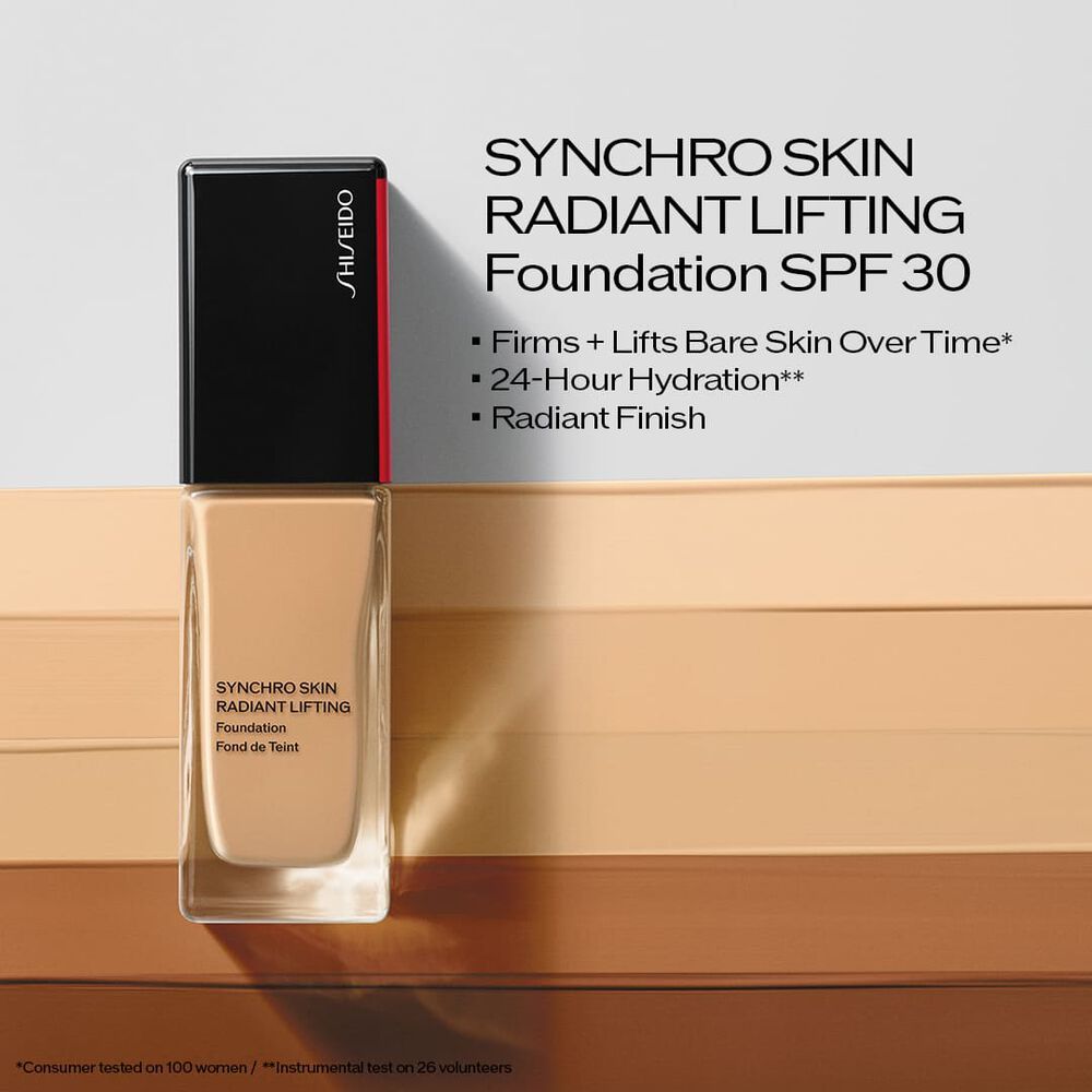 Fond de teint 'Synchro Skin Radiant Lifting SPF30' - 120 Ivory 30 ml