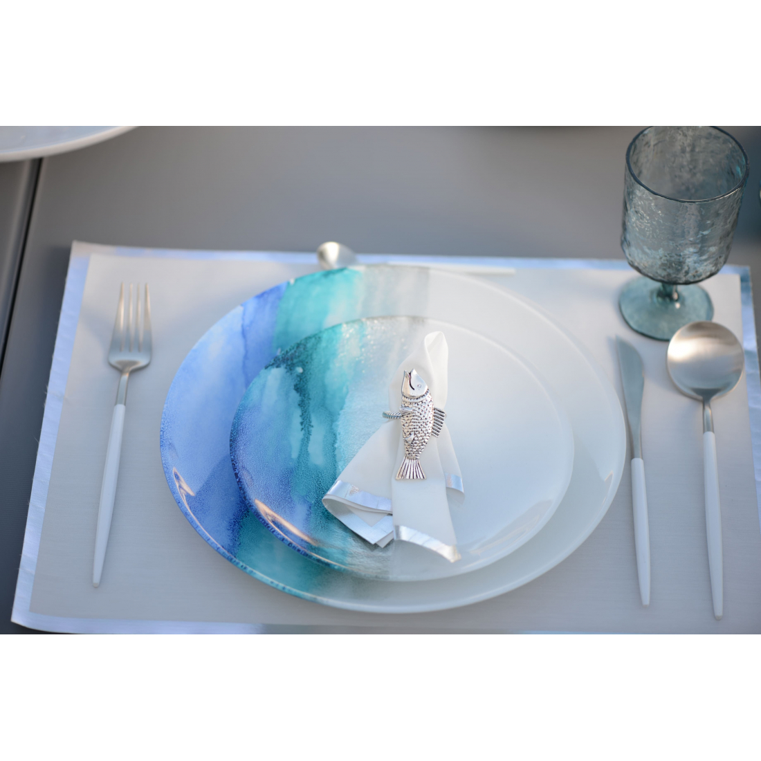 Serviettes Jetables 21 x 21  cm Blanc Et Argent Rouleau 32 Pieces