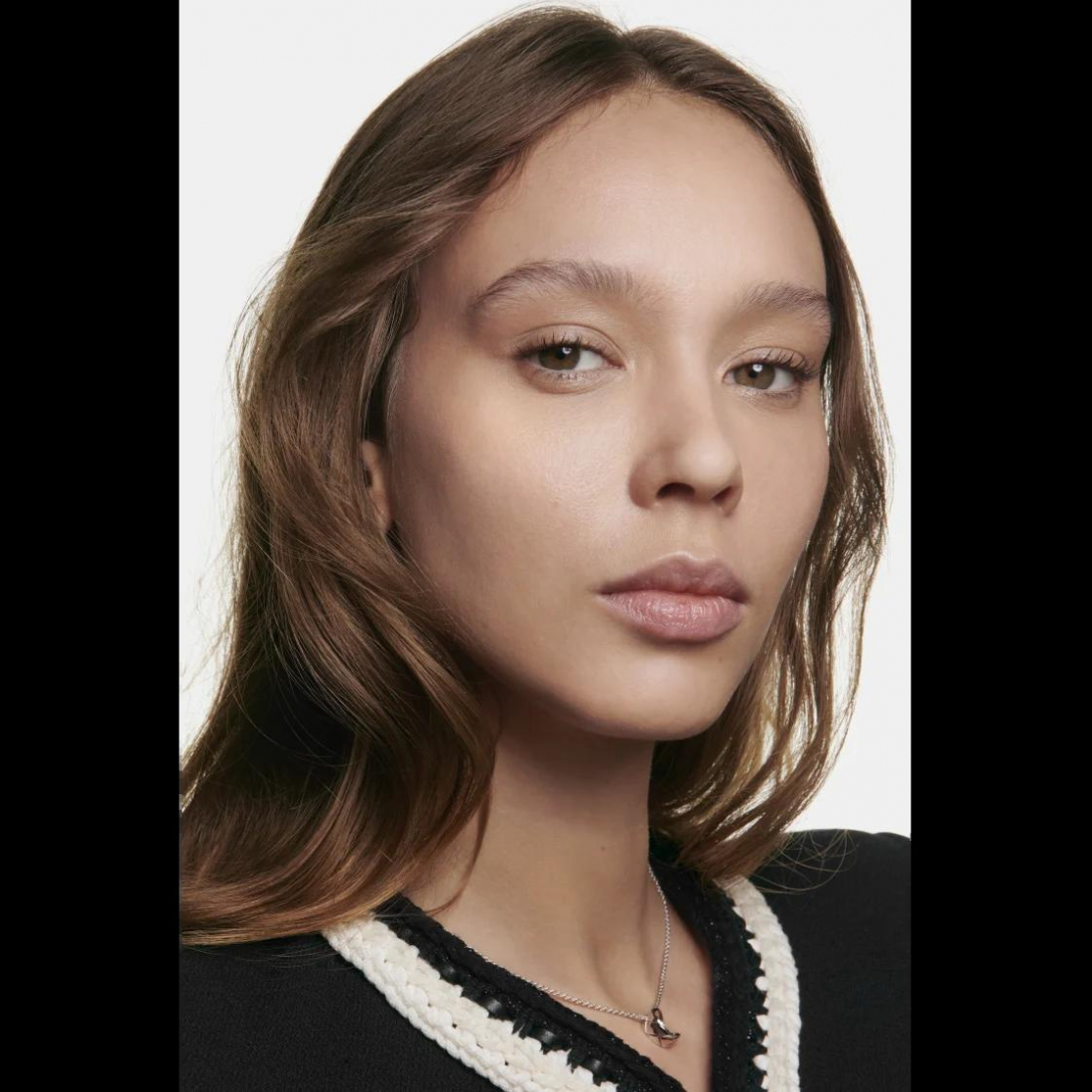 Fond de teint 'Les Beiges Teint Belle Mine Naturelle' - B30, 30 ml