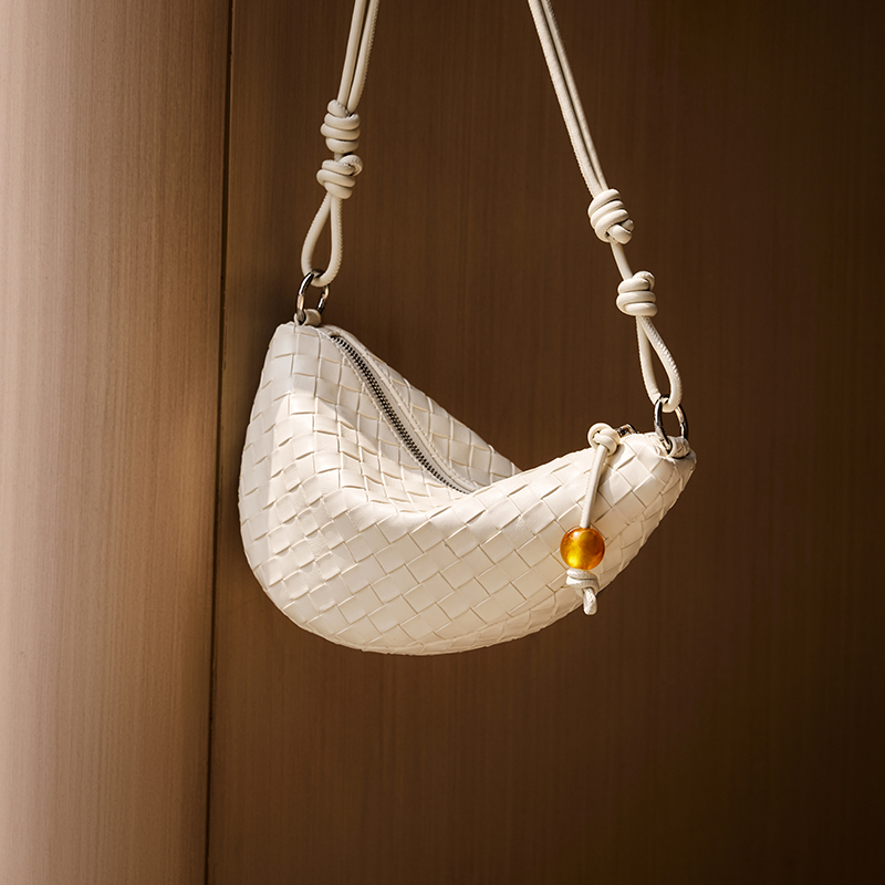 Sac Saddle 'Woven Dumpling' pour Femmes