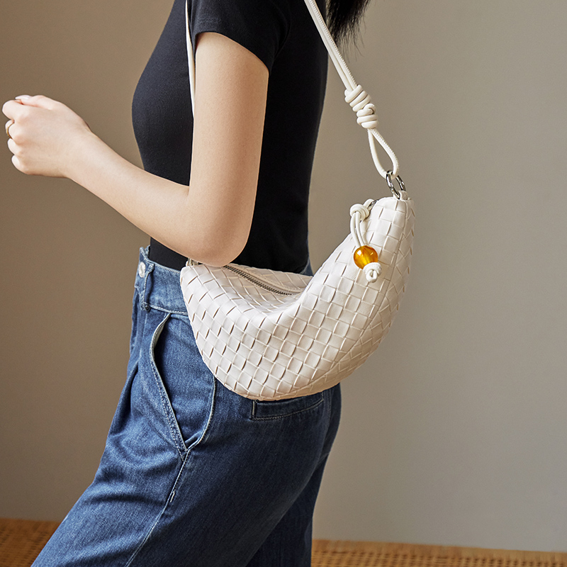Sac Saddle 'Woven Dumpling' pour Femmes