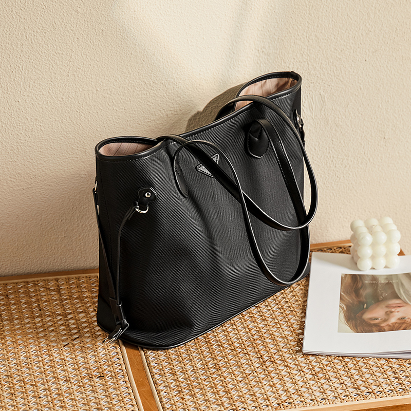 Women's 'Large-Capacity Color-Block Commuter OL' Tote Bag