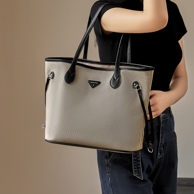 Sac Cabas 'Large-Capacity Color-Block Commuter OL' pour Femmes