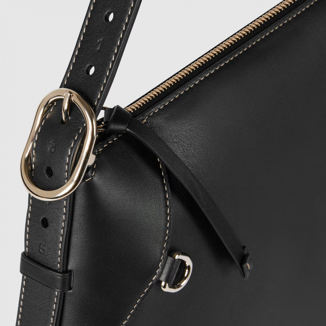 Women's 'GG Emblem Large' Shoulder Bag