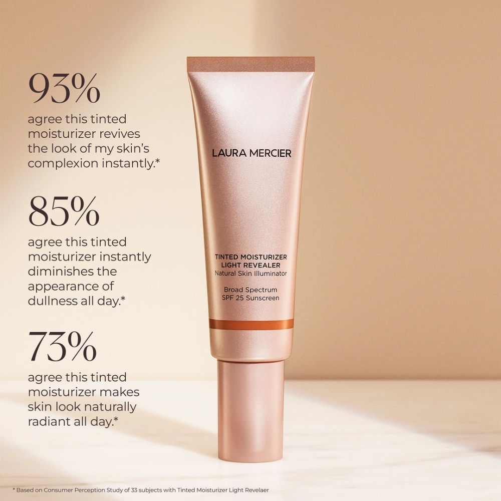 Eau de teint 'Light Revealer Natural Skin Illuminator' - 0W1 Pearl 50 ml