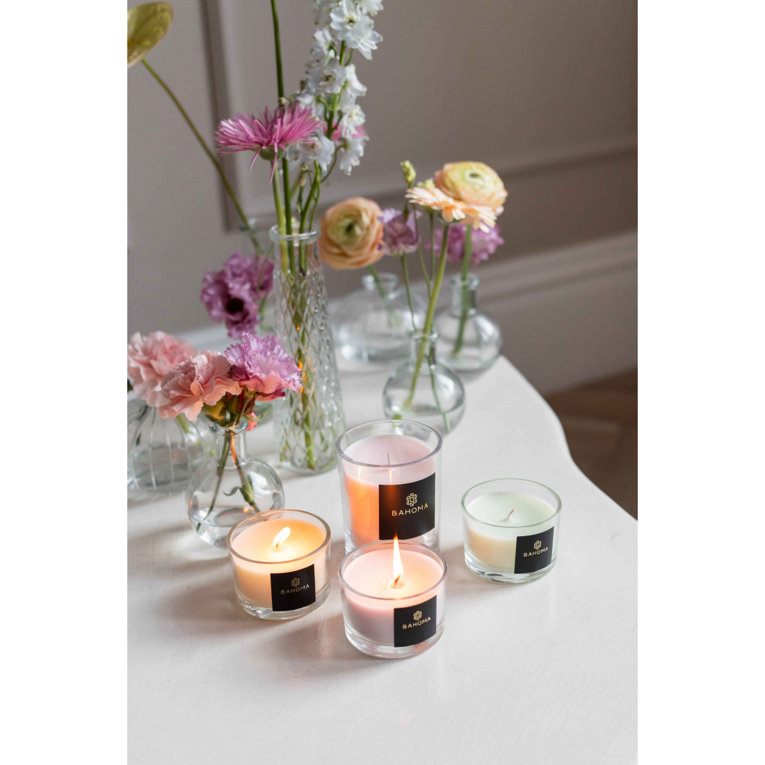 Grande Bougie 'Alchemy' - Cashmere & Velvet Peony 180 g