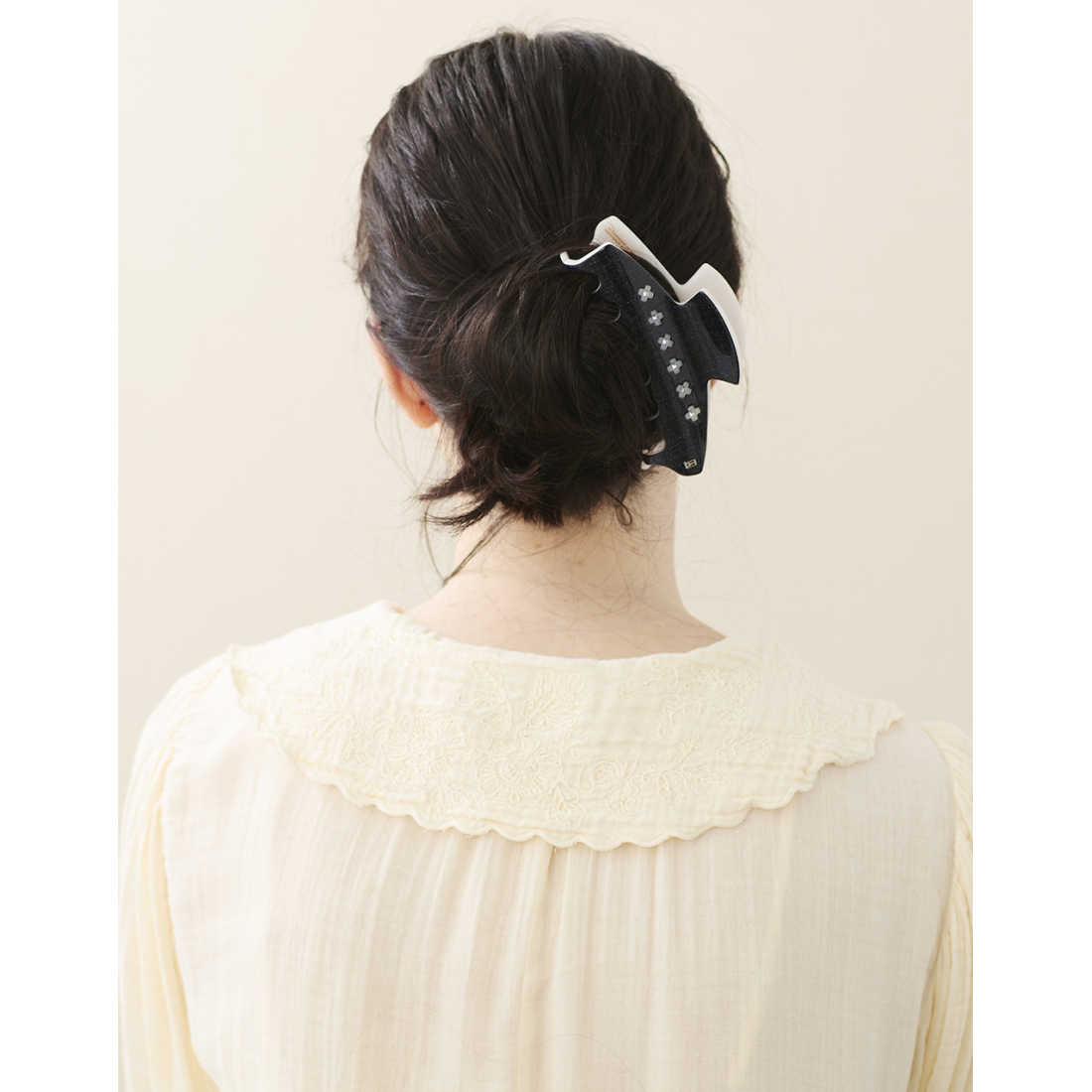 Women's 'Parcours Croises' Hair Claw