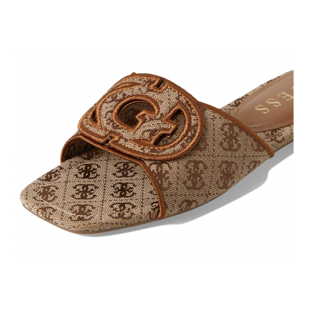 Women's 'Tarishae' Flat Sandals