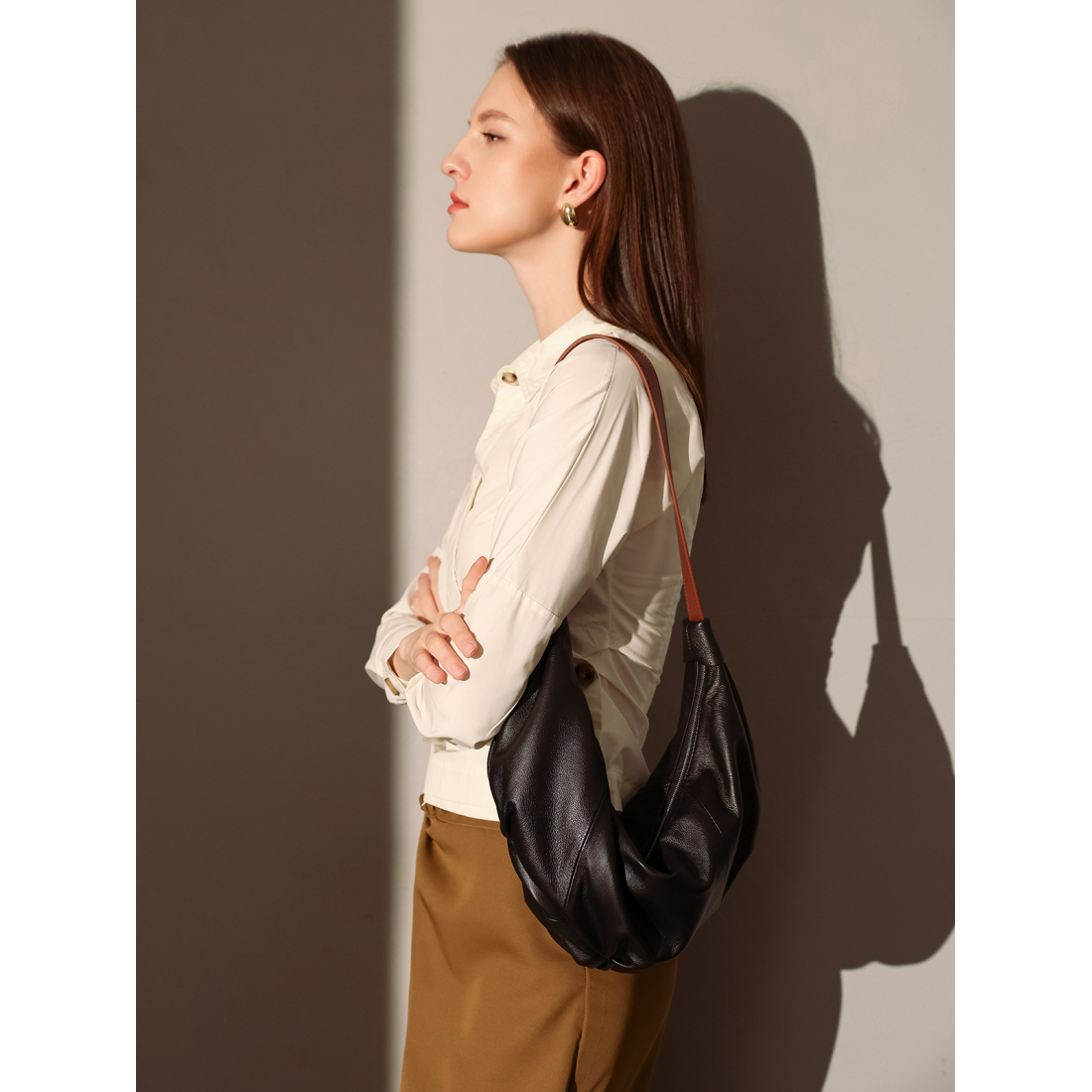 Women's 'Le Maison Croissant' Shoulder Bag
