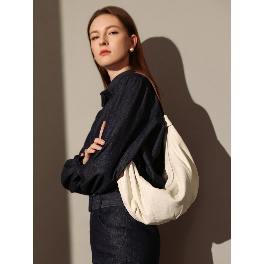 Women's 'Le Maison Croissant' Shoulder Bag