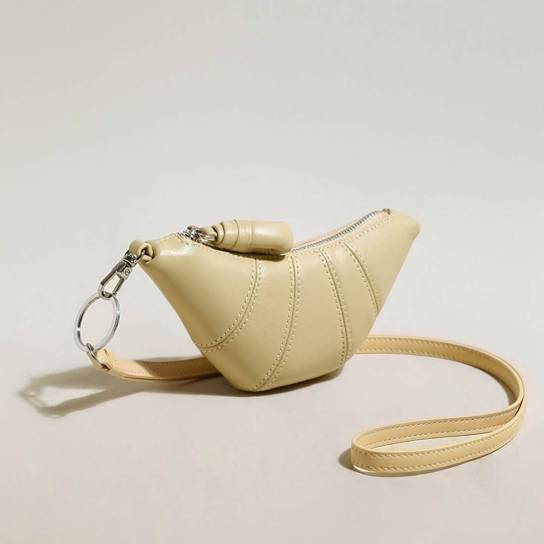 Women's 'Croissant' Pouch