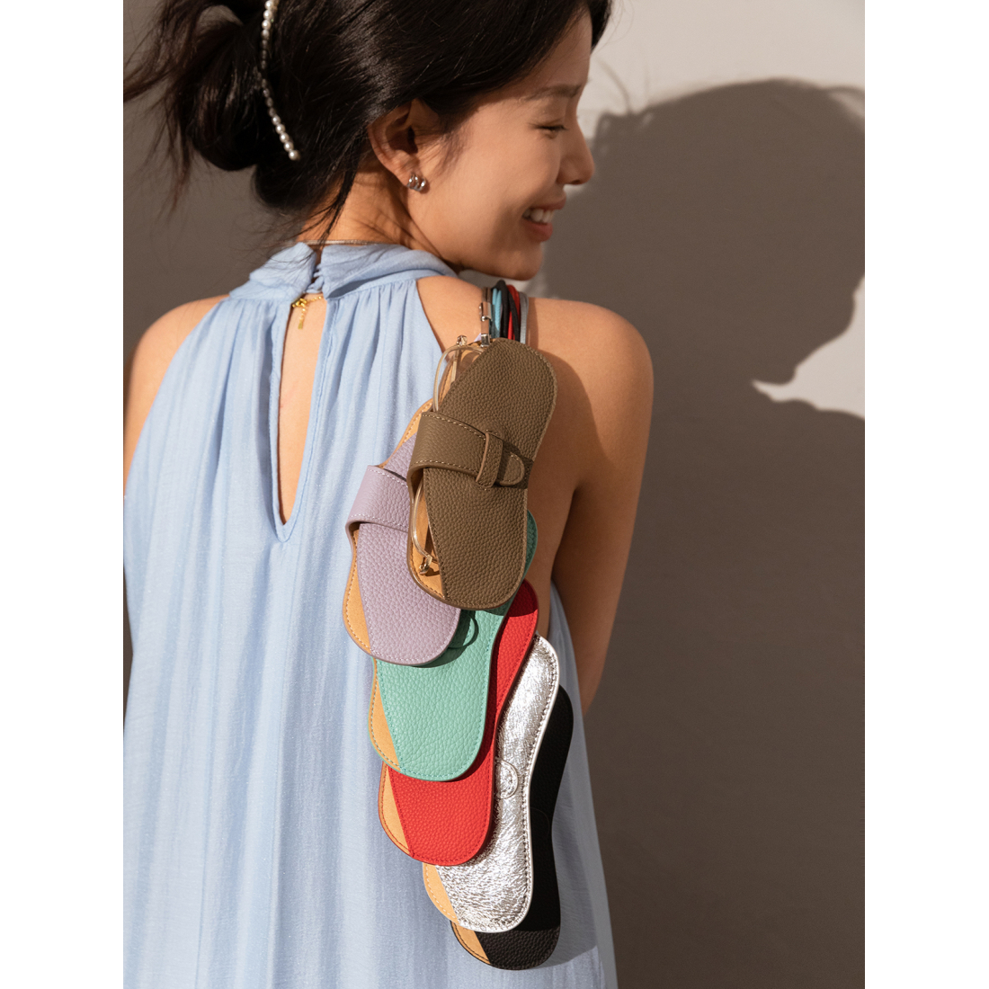 Women's 'Crafted Sunglasses Wrist' Glasses Case