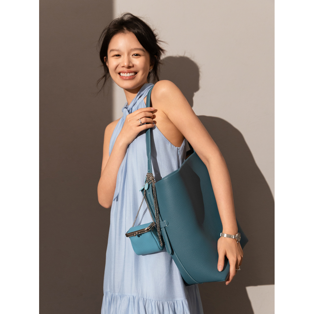 Women's 'Modern Ball Clasp' Coin Purse