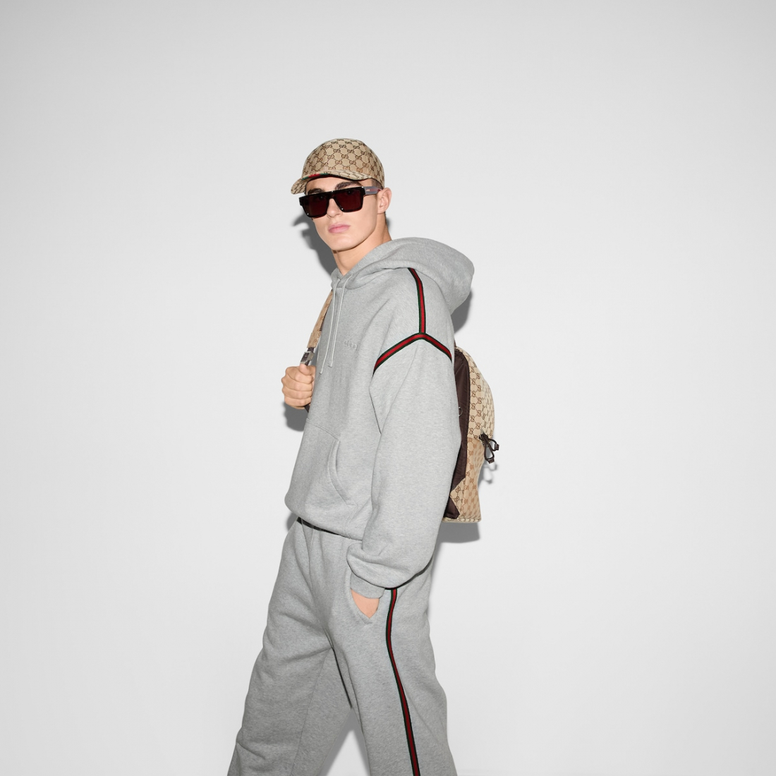 Sweatshirt à capuche  'With Web' pour Hommes