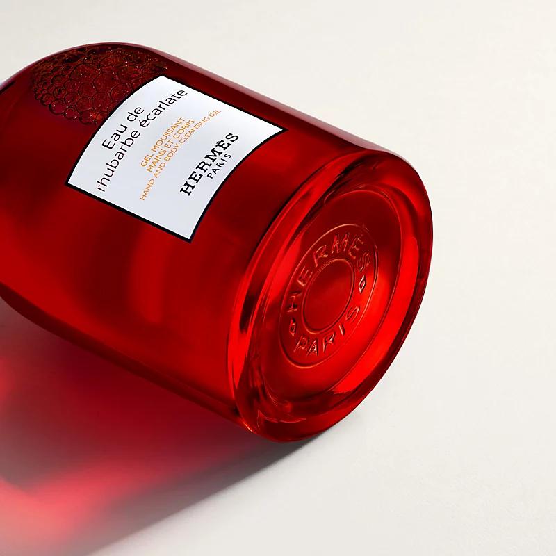 'Eau de Rhubarbe Écarlate' Cleansing Gel - 300 ml