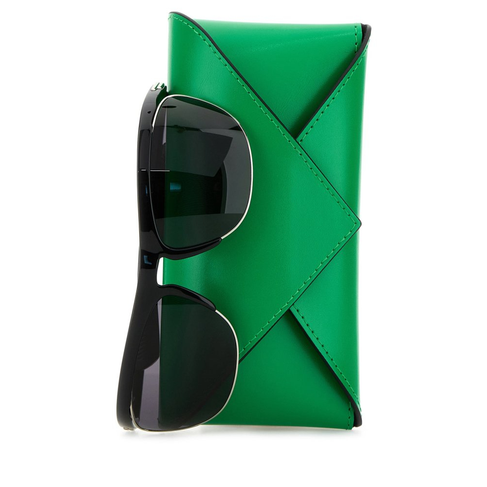 '810161VBL80' Sunglasses