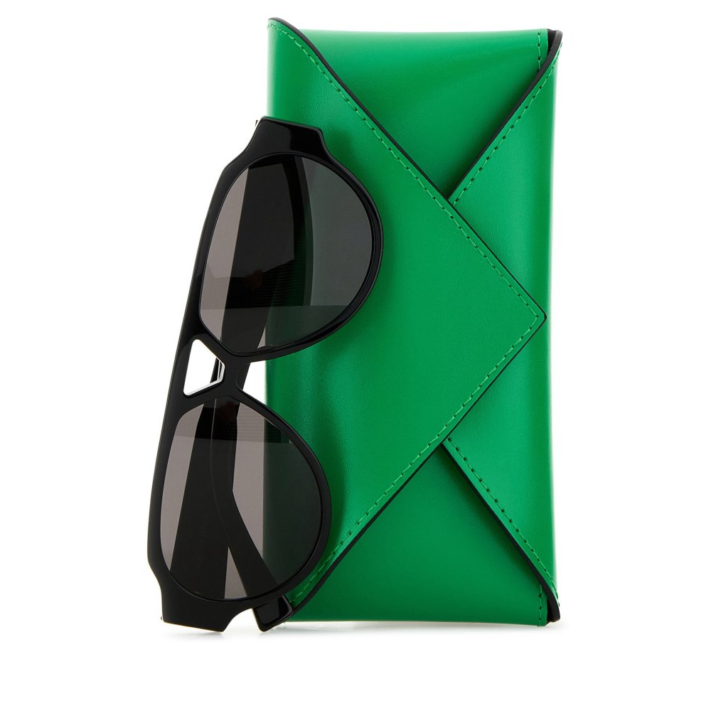 '810164V2Q30' Sunglasses