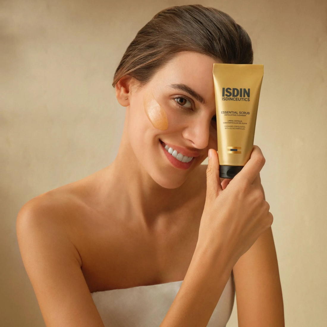 Nettoyant Gommant 'Isdinceutics Essential Scrub' - 100 g