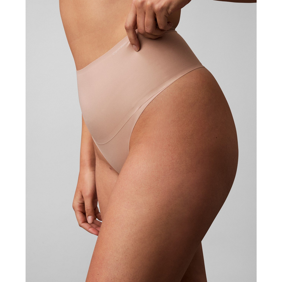 Tanga 'Second Skin Light Smoothing' pour Femmes
