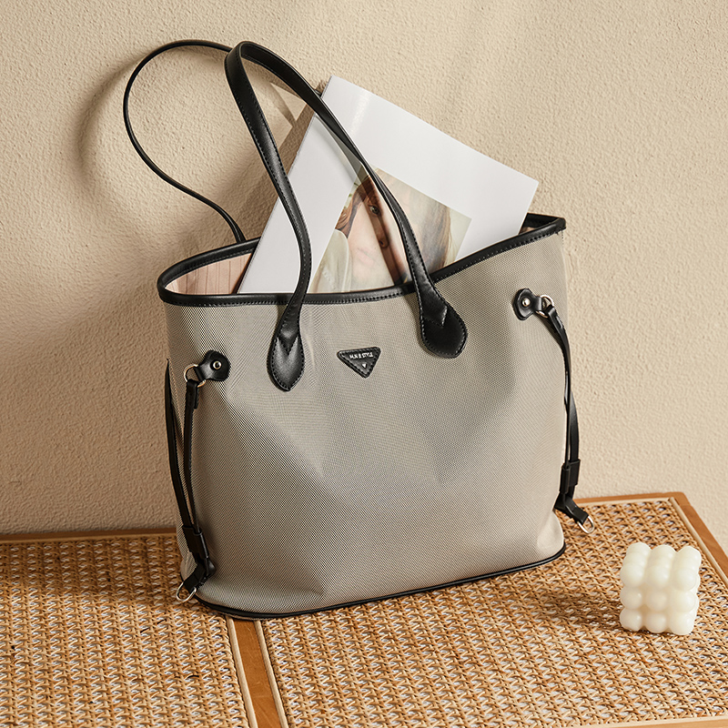 Sac Cabas 'Large-Capacity Color-Block Commuter OL' pour Femmes