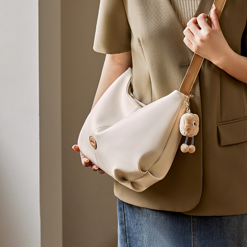 Women's Shoulder Bag