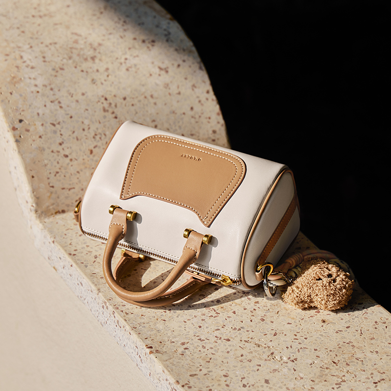 Women's Shoulder Bag