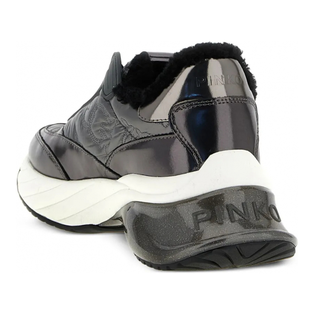 Women's 'Ariel 19' Sneakers