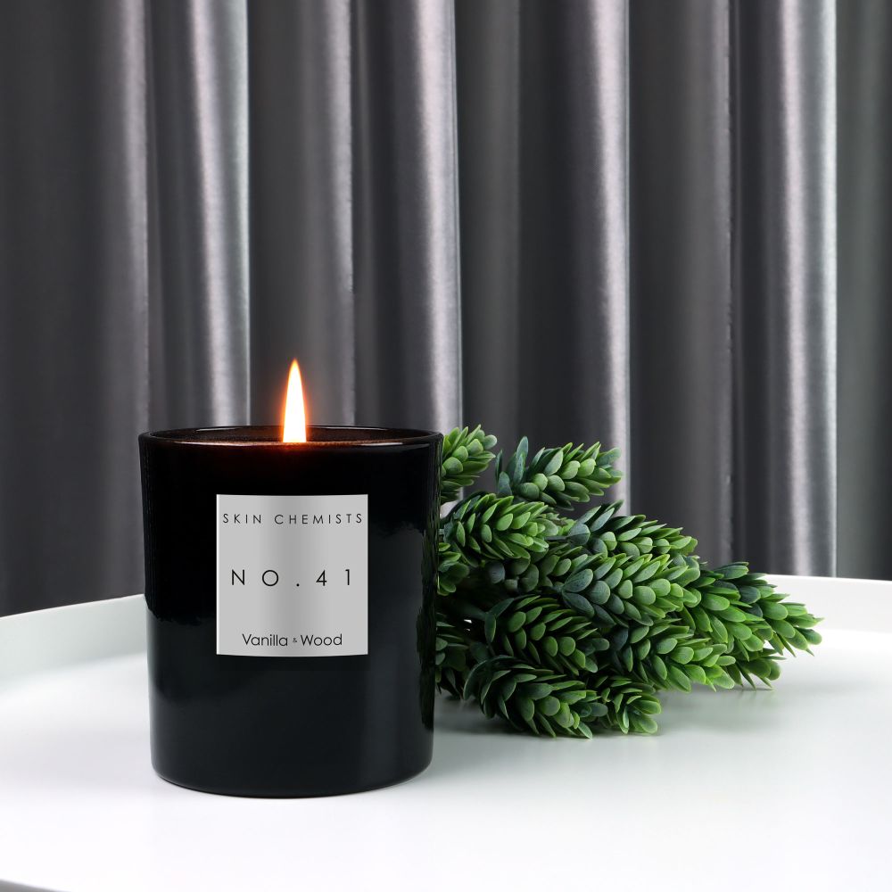 'N0.41 Vanilla & Wood' Candle - 200 g