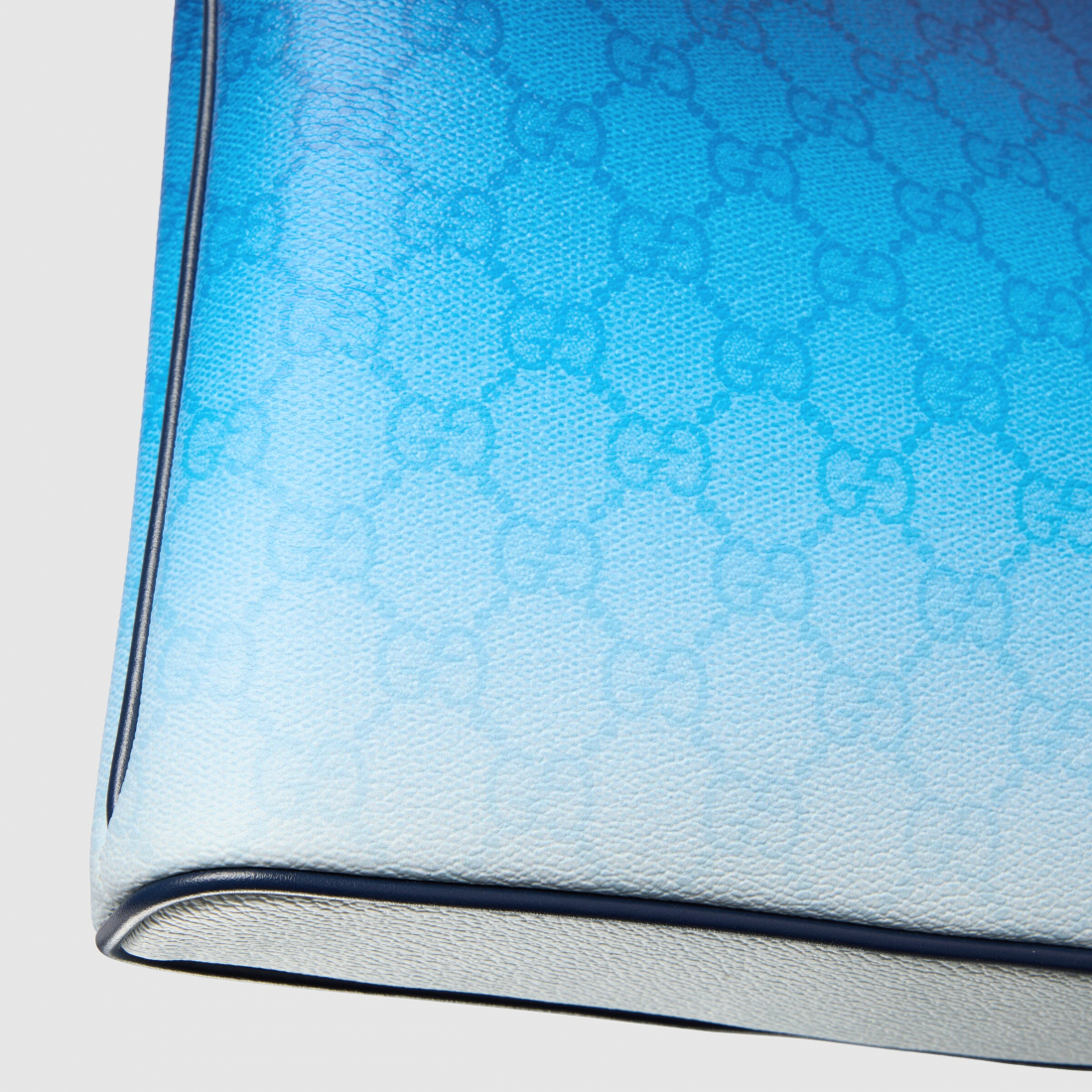 Men's 'Chroma Medium' Pouch