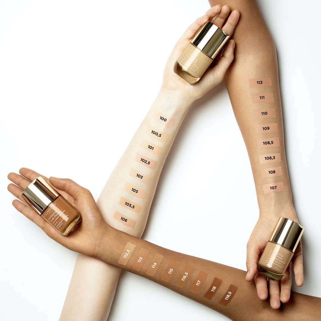 Fond de teint 'Everlasting Youth Fluid' - 117 Hazelnut 30 ml