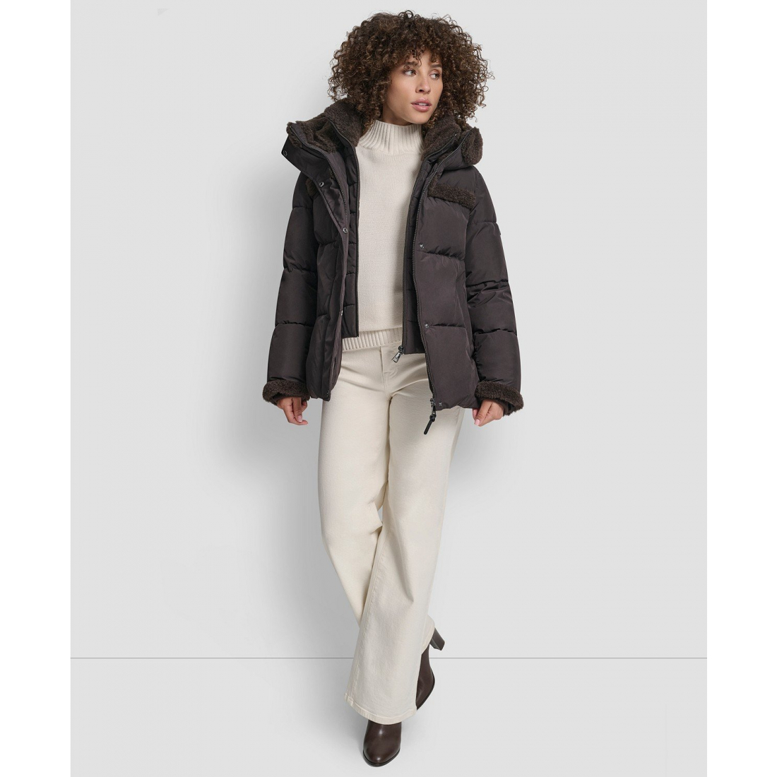 Manteau matelassé 'Detailed Hooded' pour Femmes