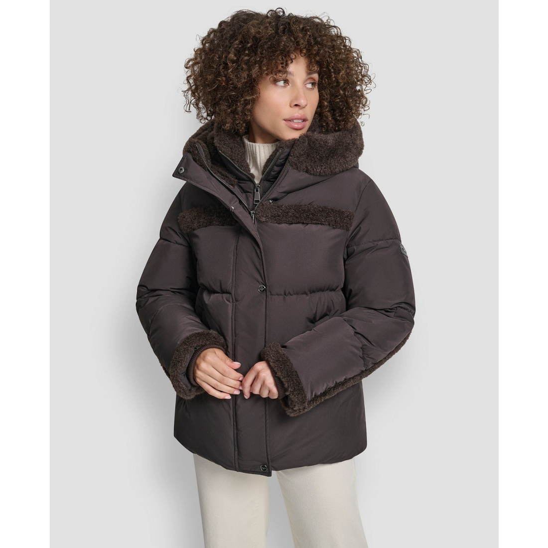 Manteau matelassé 'Detailed Hooded' pour Femmes