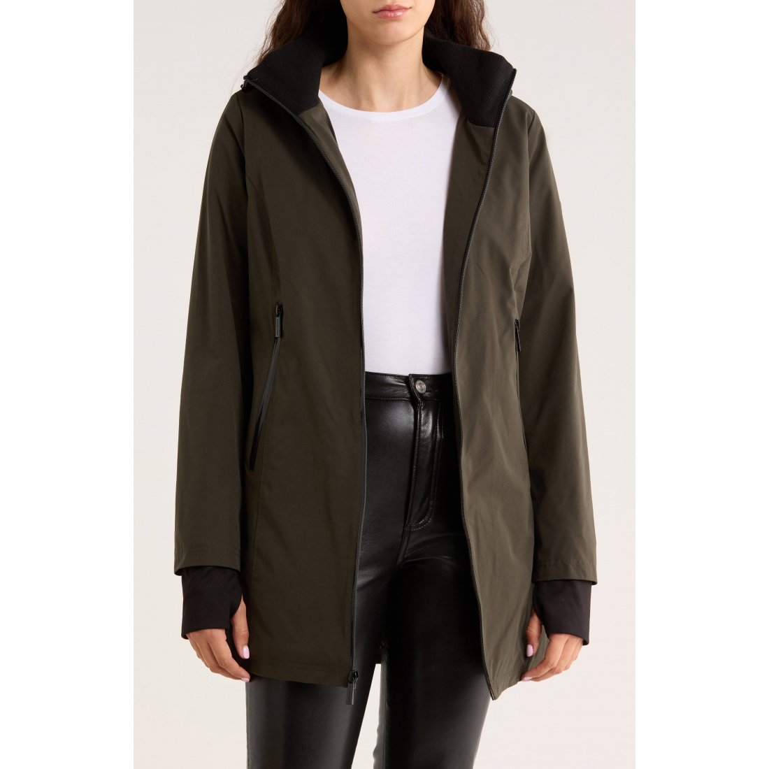 Veste 'Water Resistant Faux Fur Lined Hood Insulated Softshell' pour Femmes