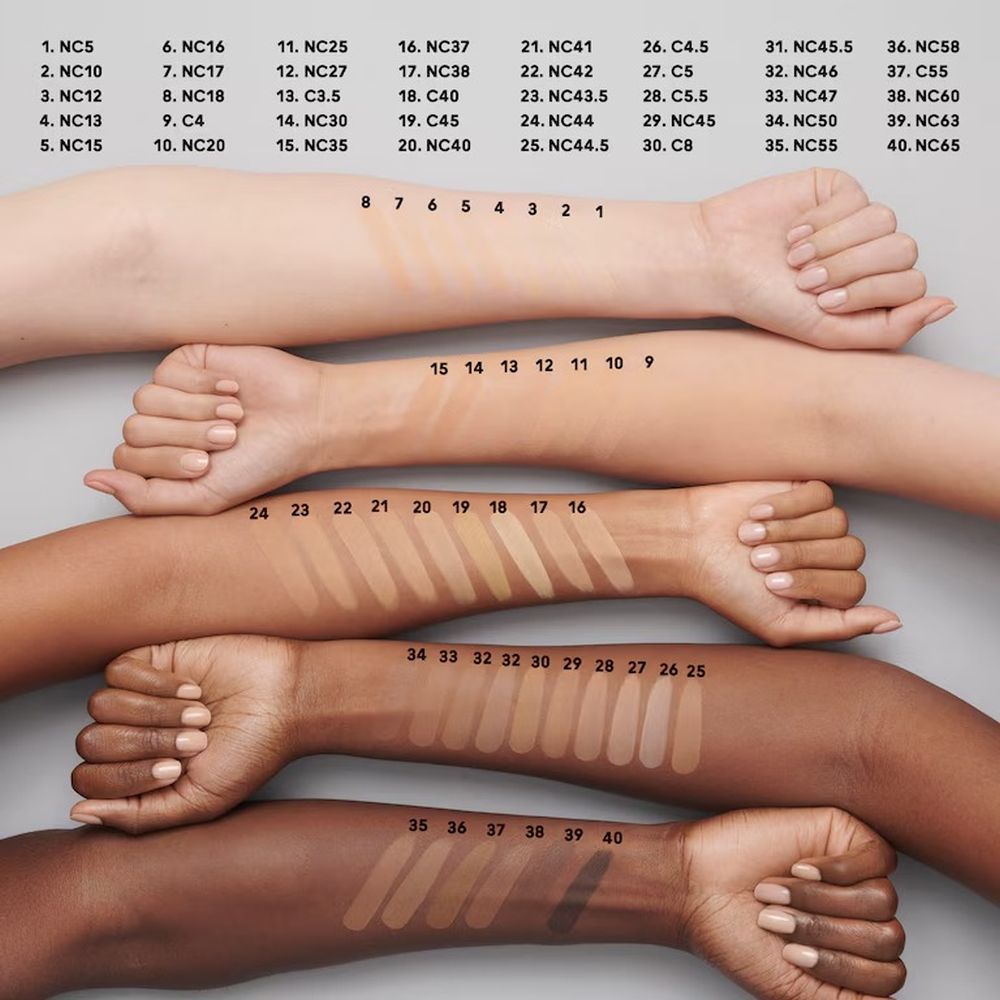 Fond de teint 'Studio Fix Fluid SPF 15' - NC42 30 ml